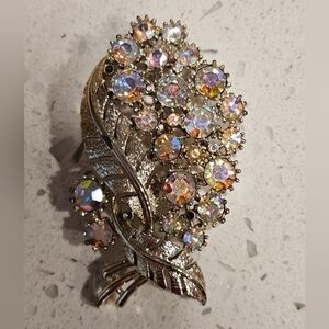 Vintage brooch pin
